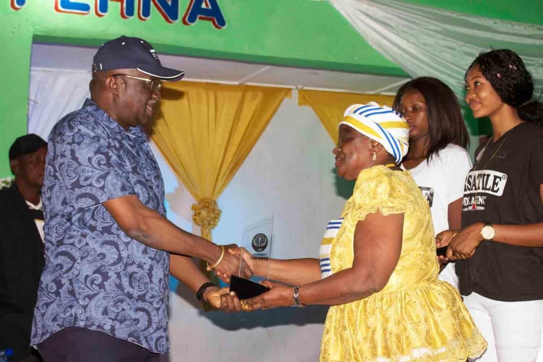 Joseph Kofi Adda - Recieves Award